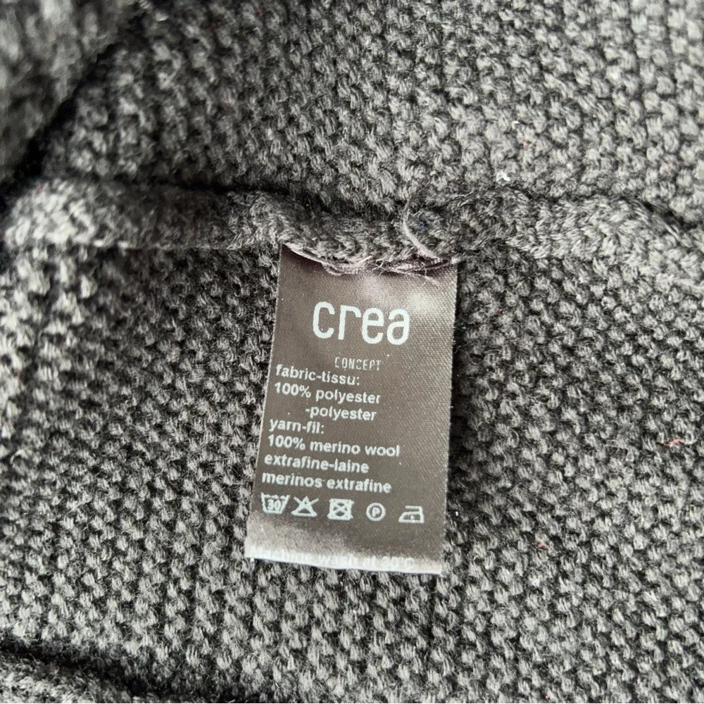 Chic Black V-Neck Knit Sweater - Picture 8 of 14